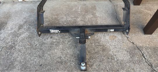 Toyota Pickup Trailer Hitch (1984–1995) – Heavy Duty Hidden Hitch Receiver w/ Ball Mount & Ball Included