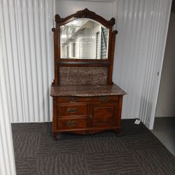 Marble Top Dresser Beveled Mirror Exel Cond