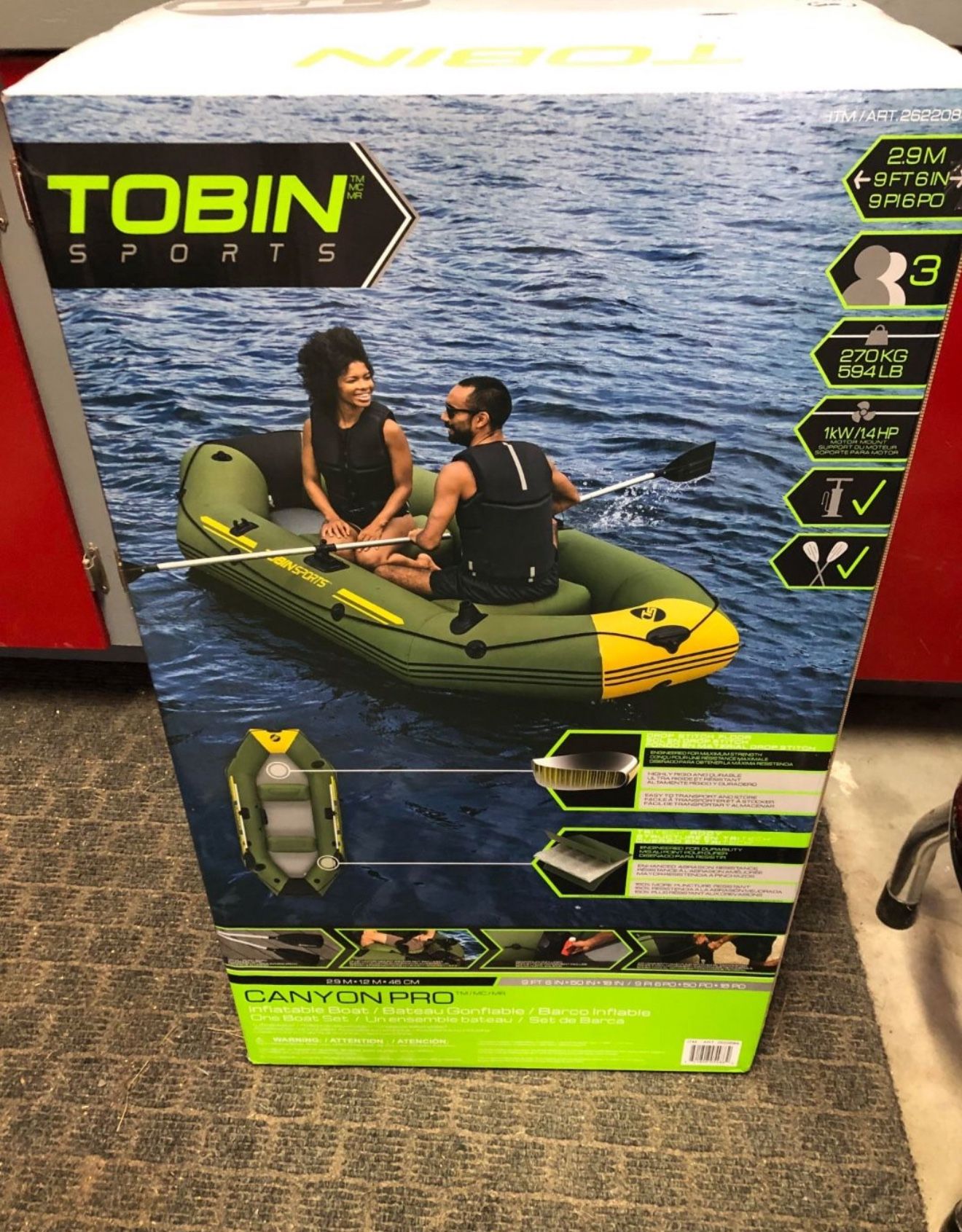 TOBIN SPORTS CANYON PRO • Seats up to 3 people • Digital hand pump • Oars included • 2.9 x 1.2m (114 x 47in) • 270kg (594 1b) Capacity • Motor mount i