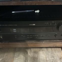 Yamaha Receiver And Speakers 