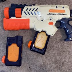 Super Soaker (tornado Strike)