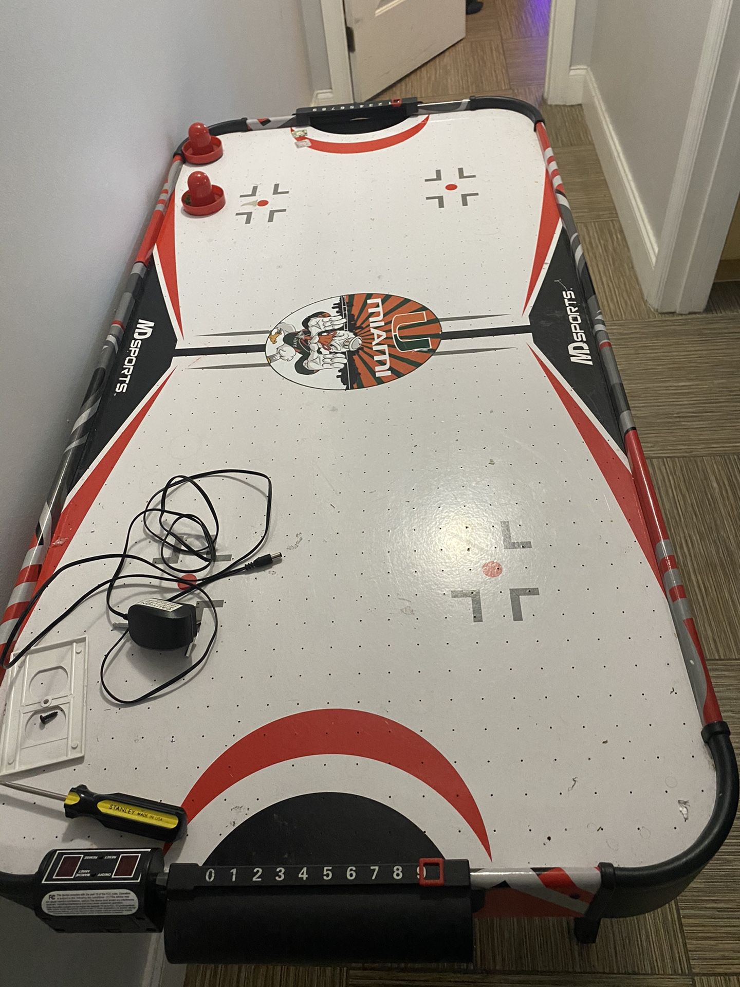 Kids air hockey table . Used but works perfectly 150.00 ObO