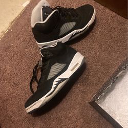 Shoes (Air Jordan 5 Retro