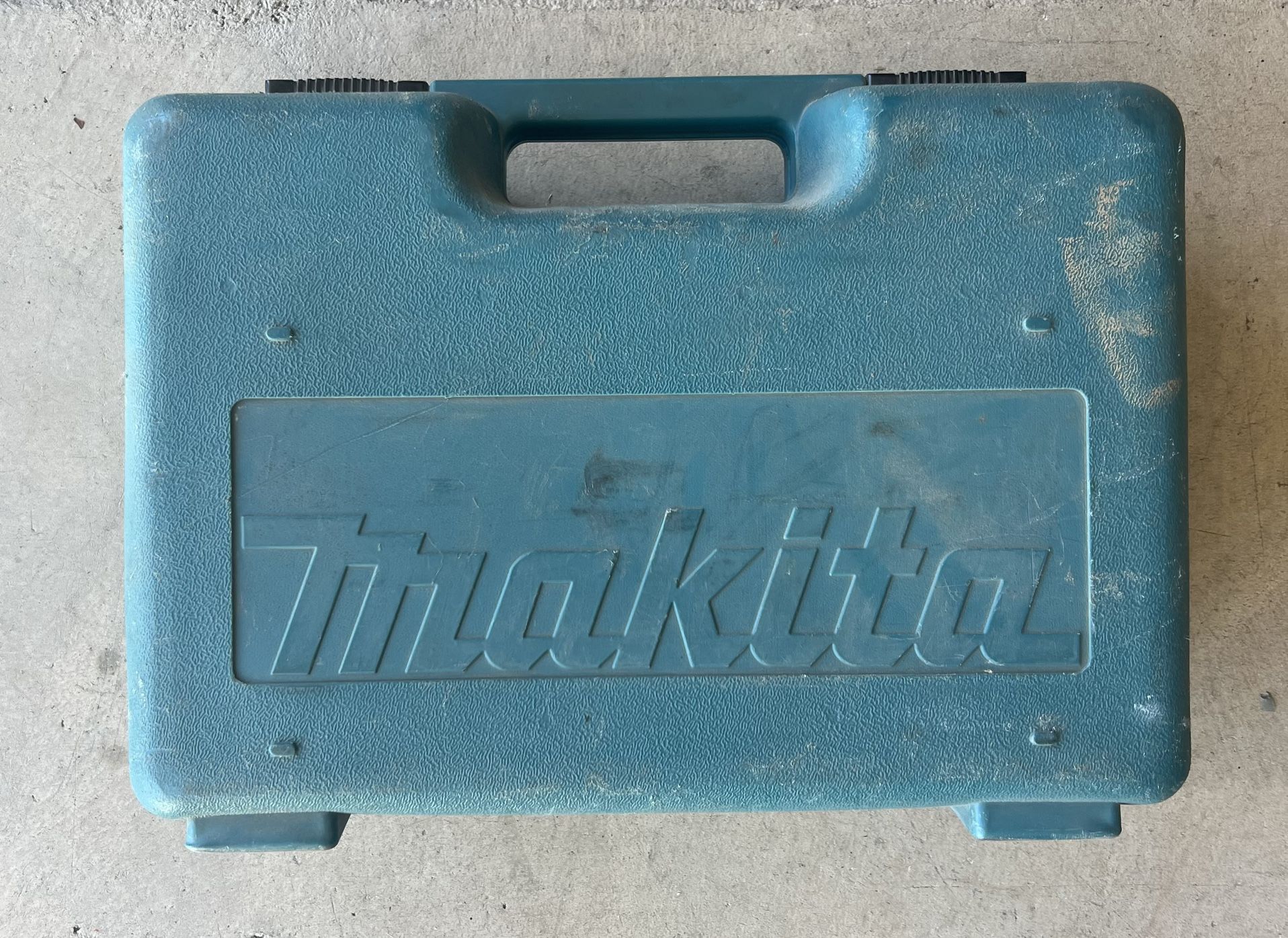 Makita Grinder - 9523NBH