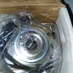 99/04 Front Hub Bearings /Inner Tie Rods Lincoln Avaitor