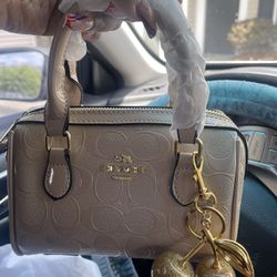 Purse 