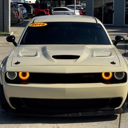 2015 Dodge Challenger SRT Hellcat