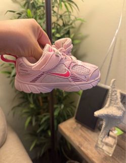 Nike V5 Runner Toddler Slip-On Running Shoes