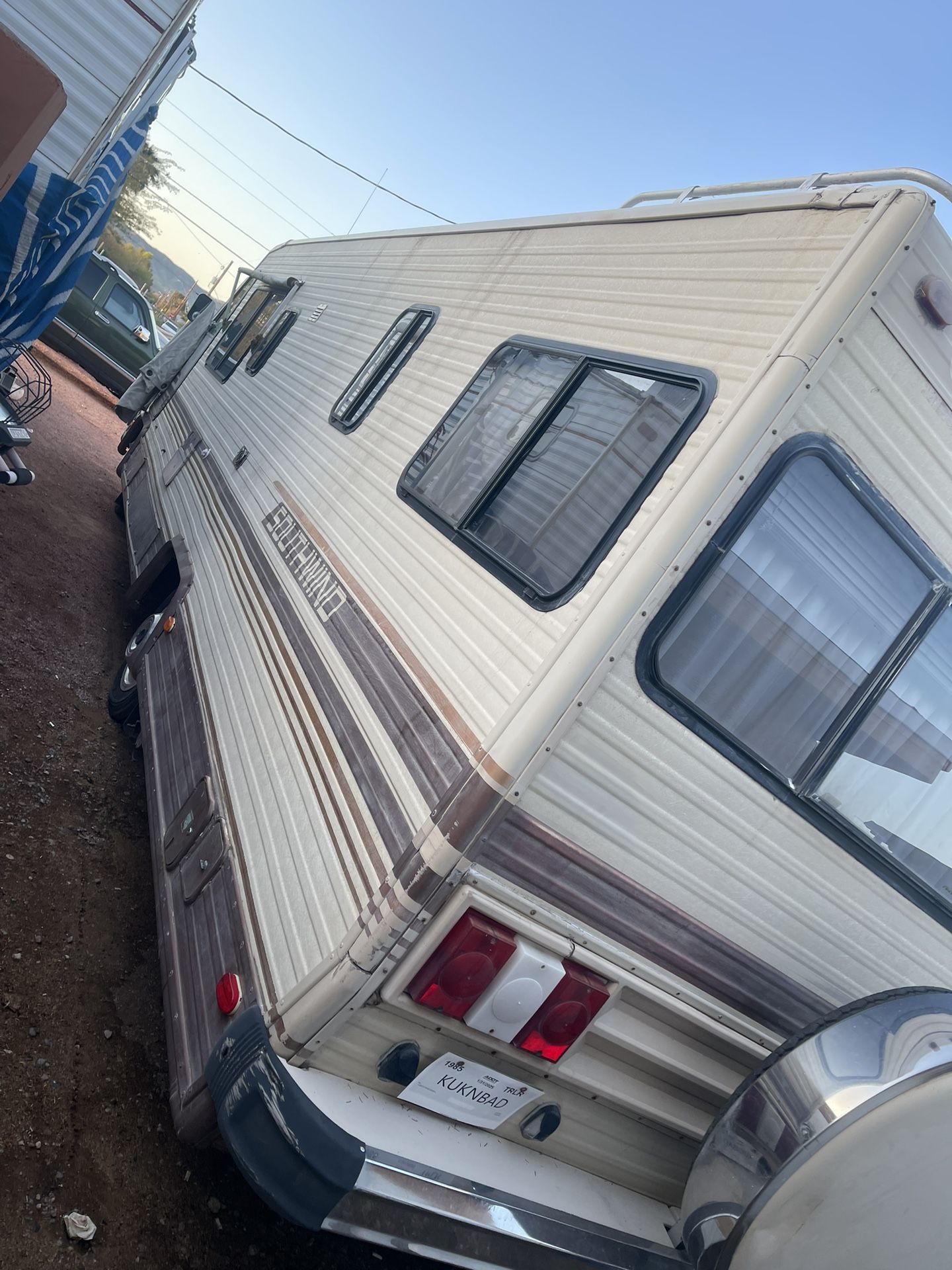 Fleetwood Southwind 1985 Brown R\V
