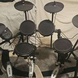 Alesis 10pc Nitro Mesh Drumset