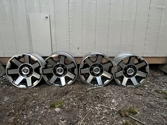 2020 Stock Toyota 4 Runner Rims
