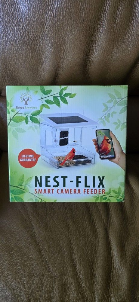 Nest-flix Smart Camera Feeder Solar