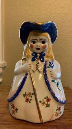 Vintage Shawnee bow peep teapot with Flowers, Blue and 24kgold trim