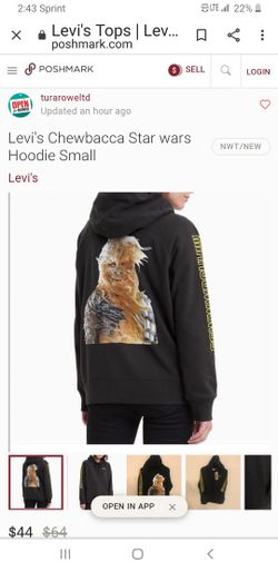 Levi's long sleeve hoodie size small