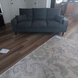 Couch 🛋  And Ottoman 