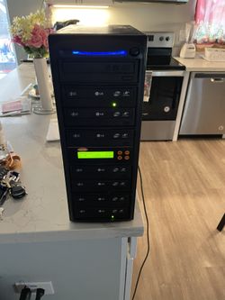 Systor 8 Bay CD duplicator