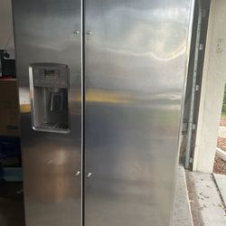 GE Refrigerator And Freezer