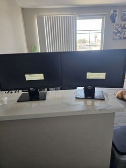 Dell Monitor 23'