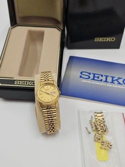 Ladies Seiko Day-Date 7N83-006M President Style Watch In Box With Extra Links