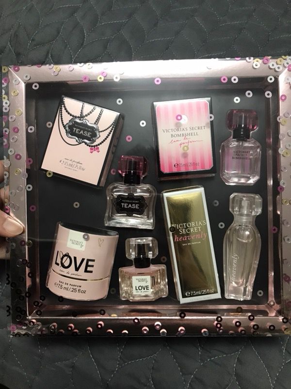 Victoria Secret Mini Eau de Parfum gift set for Sale in Cicero, IL - OfferUp