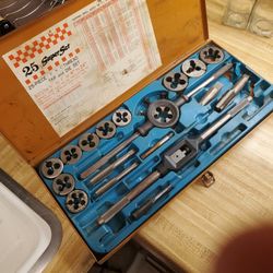 Tap And Die Set