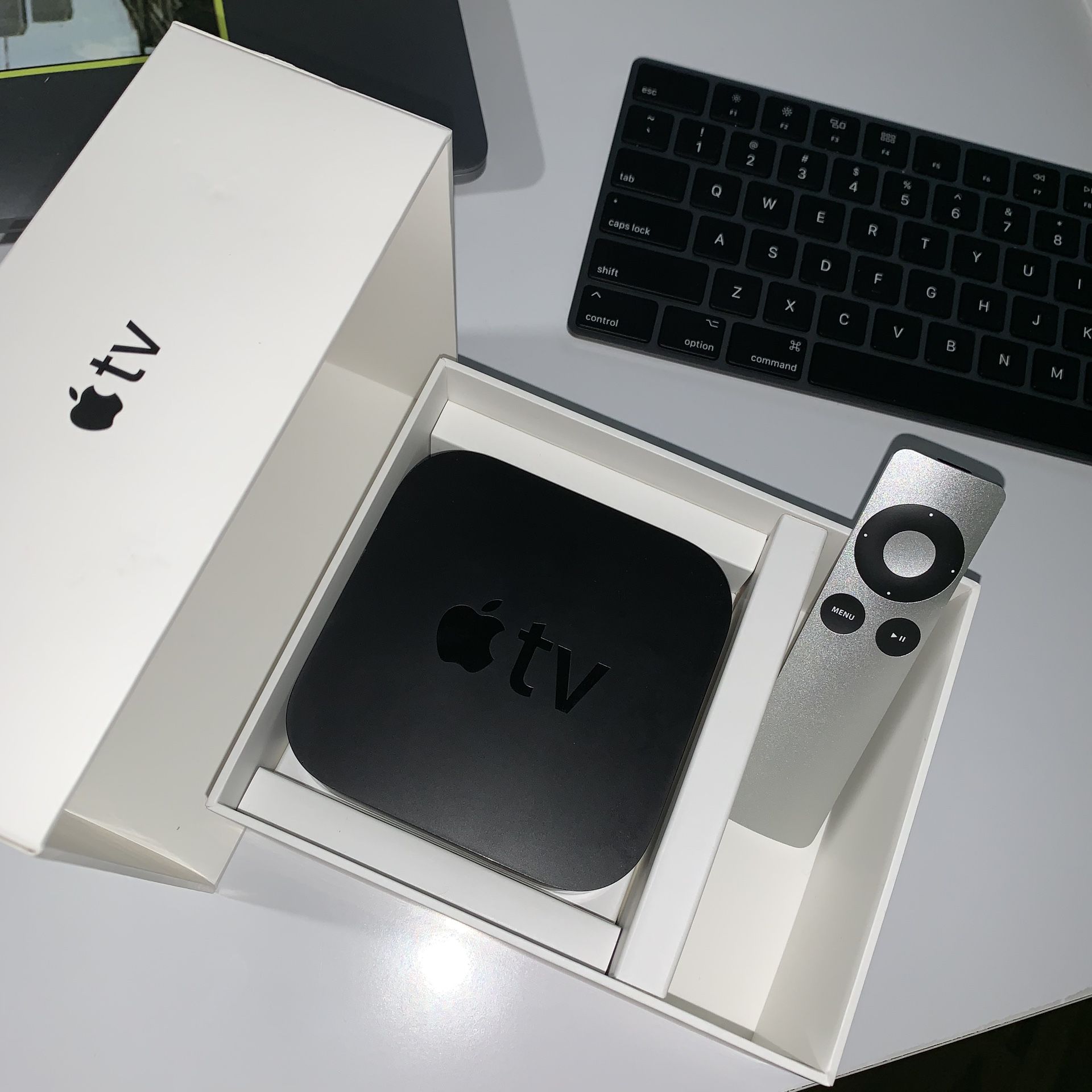 Apple TV 1st generation (Used Normal with Box)