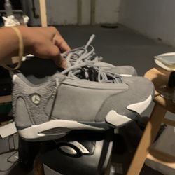 Flint Grey Jordan Retro 14 