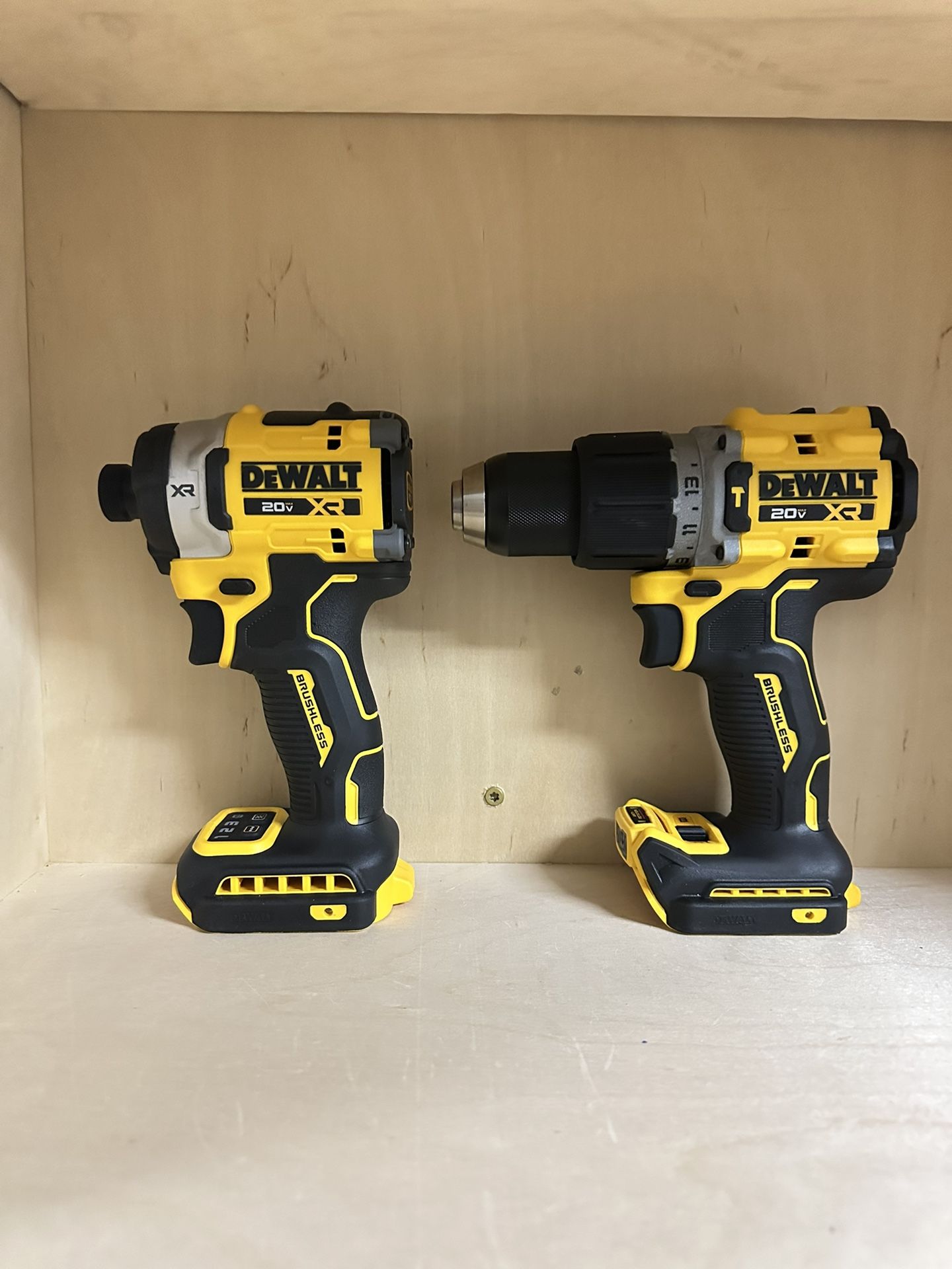 Dewalt 20v Impact Driver And Hammer Drill 