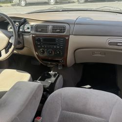 2005 Ford Taurus