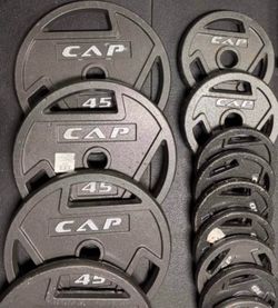 45lb, 35lb, 25lb, 10lb, 5lb, 2.5lb Cap weight plates.