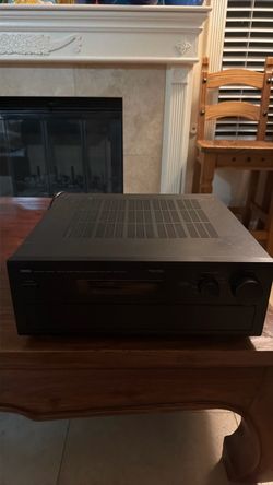 Yamaha Amplifier DSP-A1000