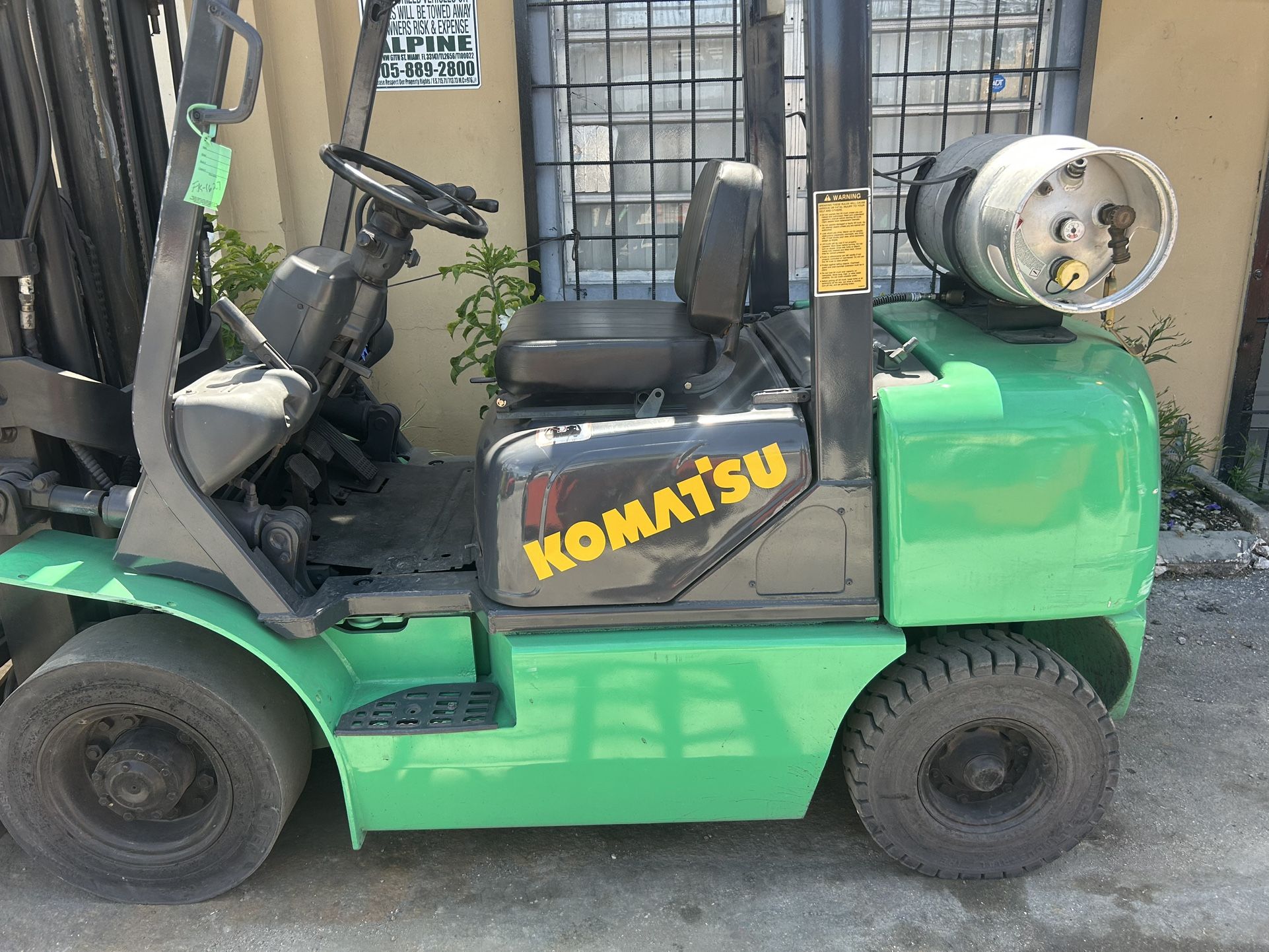 Forklift Komatsu De 5000lbs Super Barato