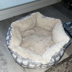 Small-Md Cat Bed
