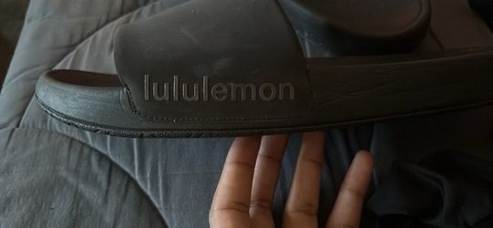 Lululemon Black Men’s Slides