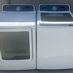 SAMSUNG- SET WASHER AND DRYER ELECTRIC IN EXCELLENT CONDITION 