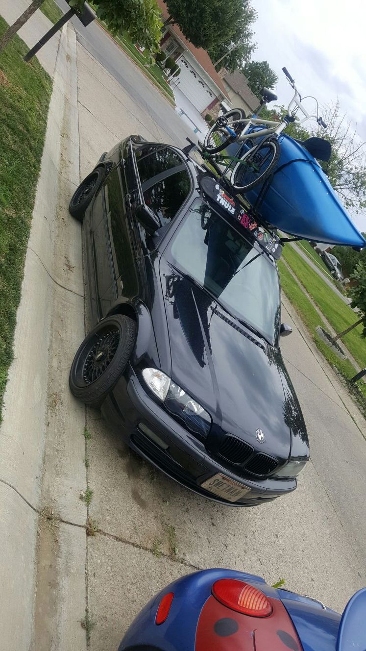Bmw e46 3w5xi awd 5spd. Murdered out