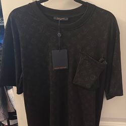 Black lv shirt xl
