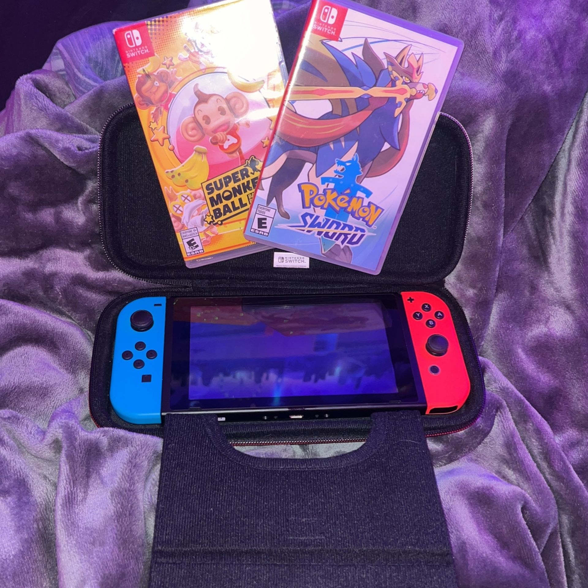 Nintendo Switch 170$ (barely used)