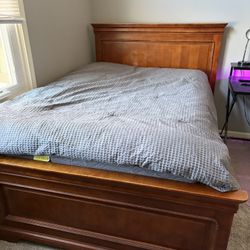 Full Size Bed