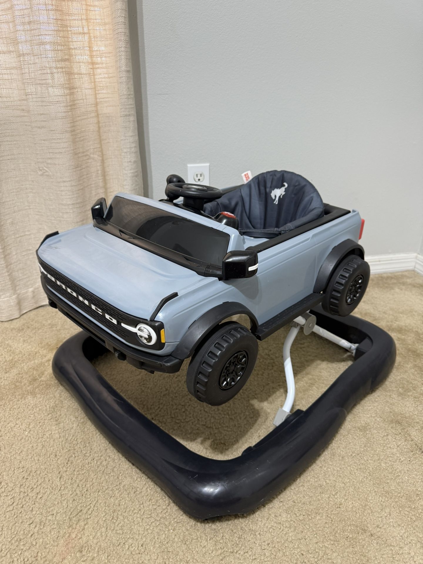 Baby Walker / Ford Bronco Baby walker
