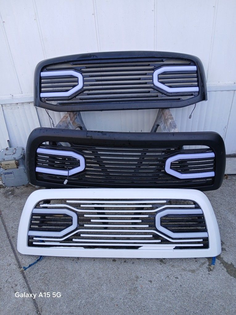 Front Grill 2009-2019 Dodge Ram 1500