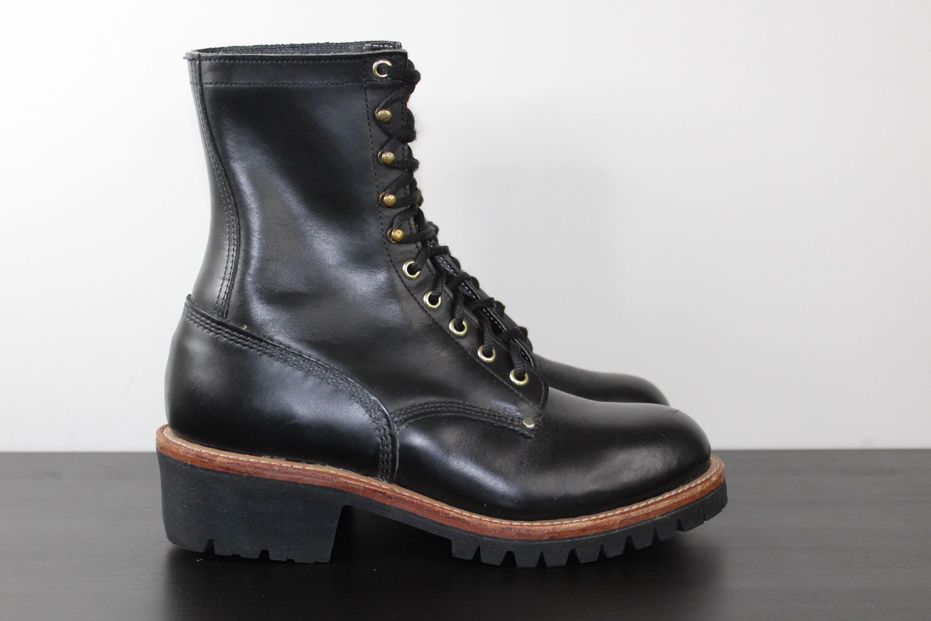 Workn’ Sport UFCW Vibram Men's Size 8 EE Leather Logger Boots Made in USA