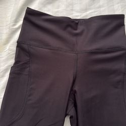 High rise black active leggings with pockets. Size XS