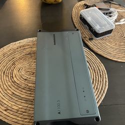 A1100.5 audiocontrol amp