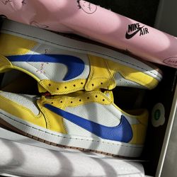 Jordan 1 Retro Low Travis Scott Canary