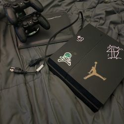 PS4
