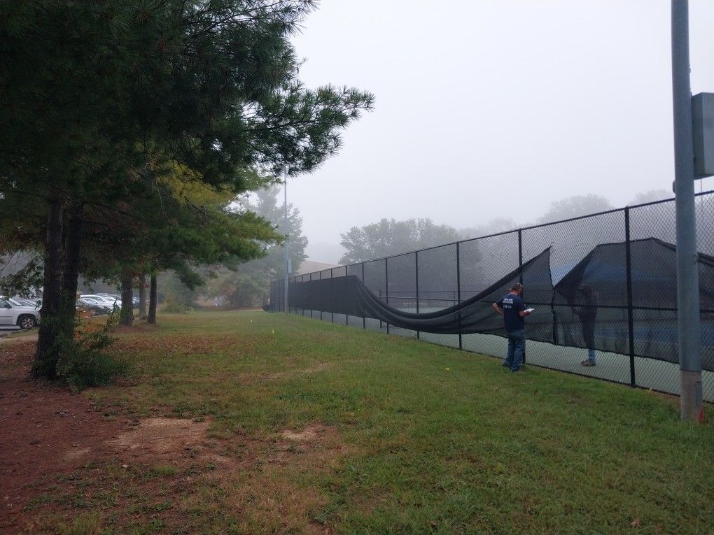 10 Ft High Fence
