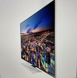ULTRA 4K SAMSUNG 60 INCH 8000 SERIES