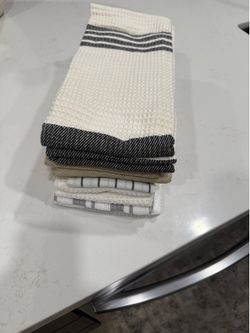 Kitchen hand towels