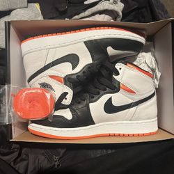 Jordan 1 Neon Orange